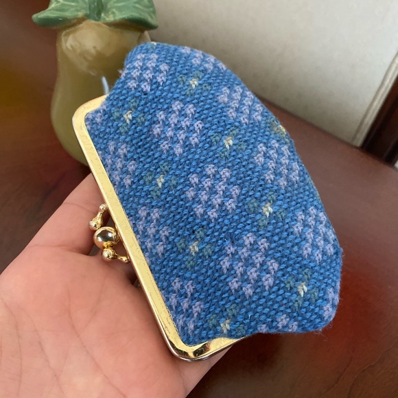 Vintage Handsewn Carpet Coin Purse - Picture 3 of 4